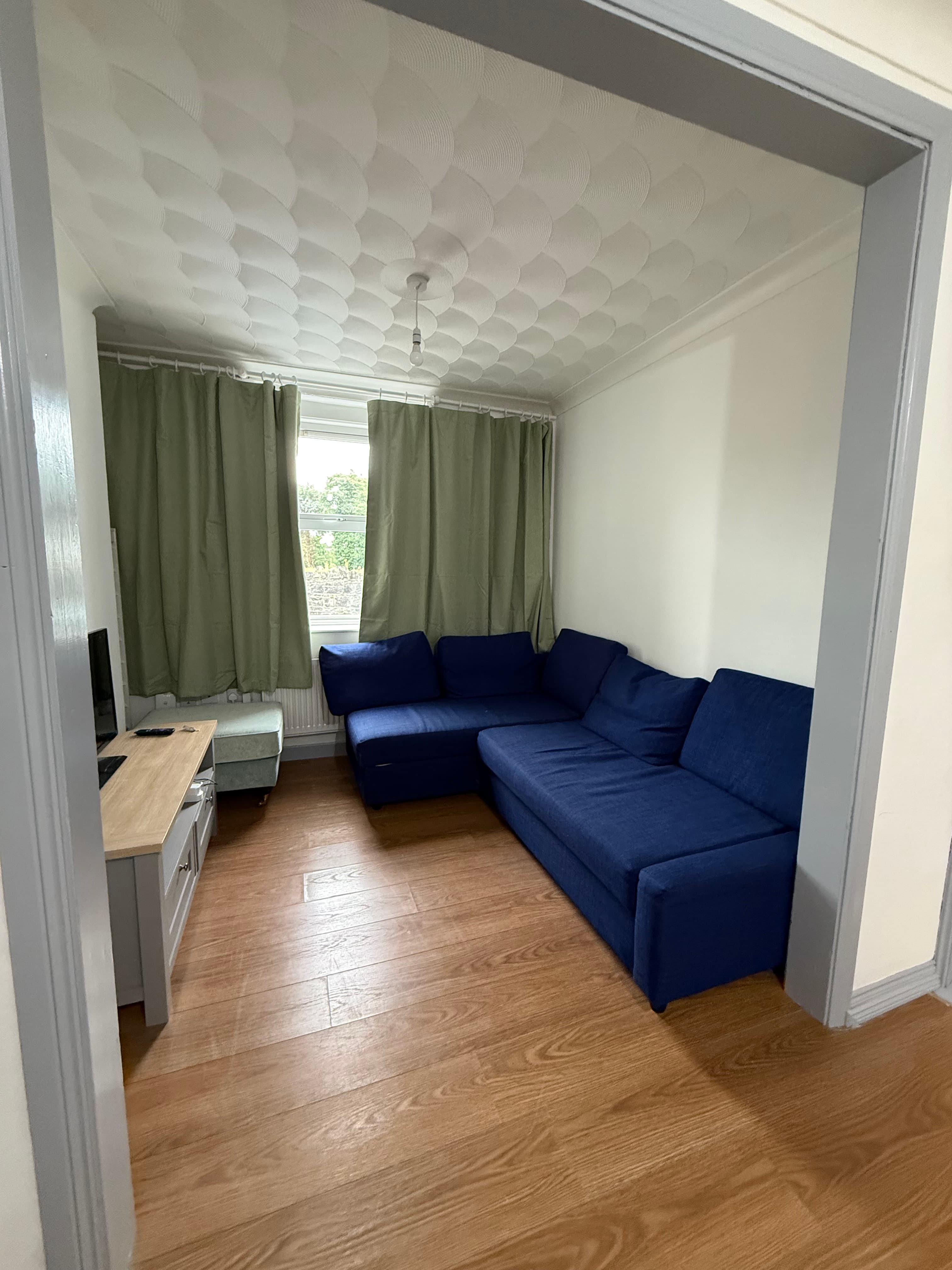 2 bedroom house in the centre of Clones 7 people can stay — 2-bedroom house in Clones, Ireland (photo 1 of 5)