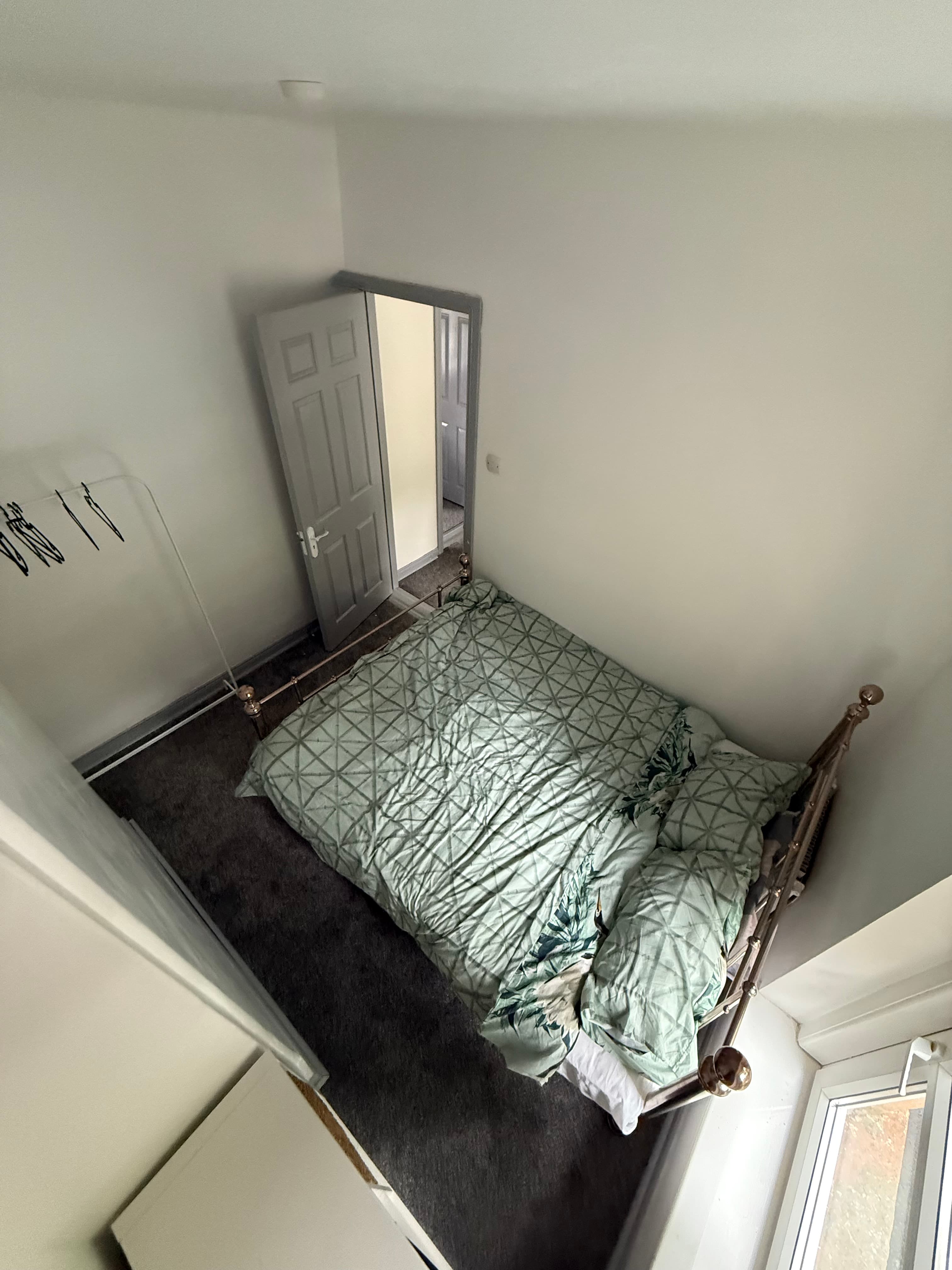 2 bedroom house in the centre of Clones 7 people can stay — 2-bedroom house in Clones, Ireland (photo 5 of 5)