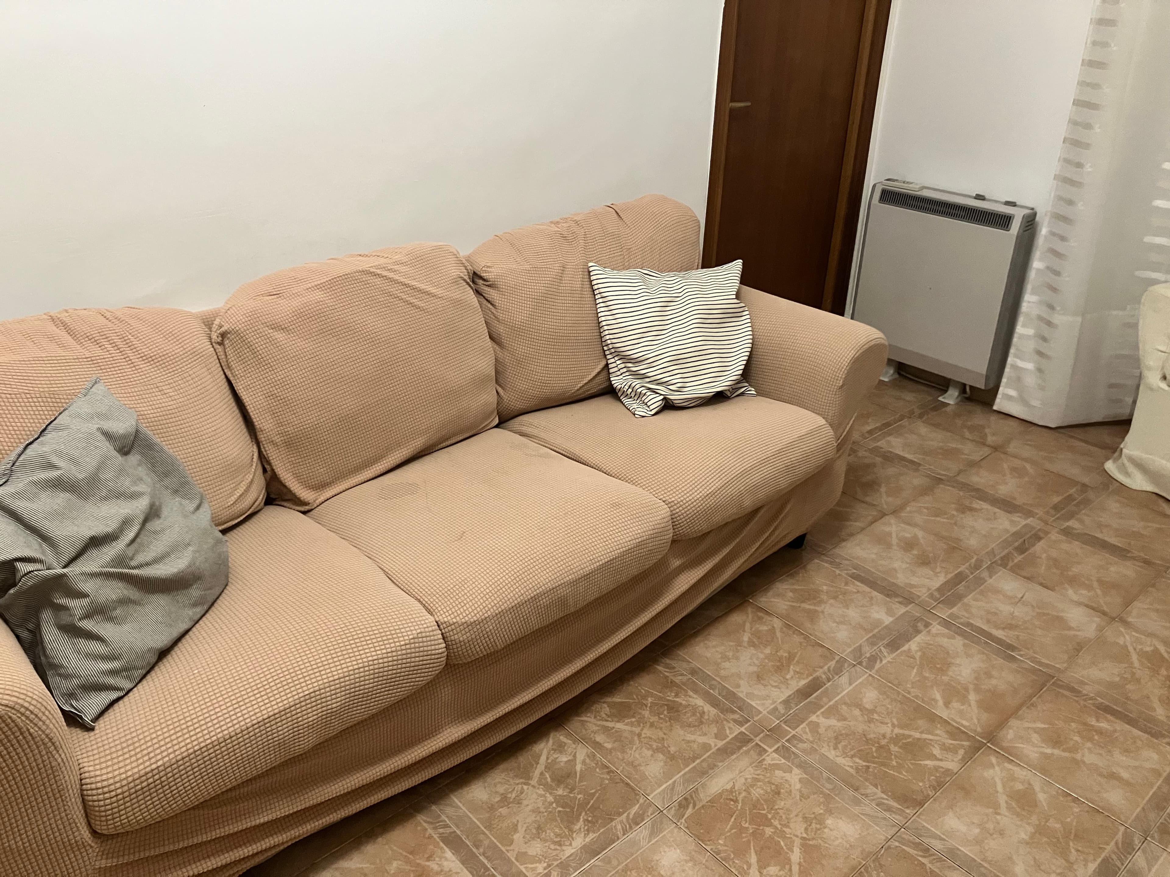Family home in Aranjuez (Madrid) — 2-bedroom apartment in Aranjuez, Spain (photo 2 of 9)