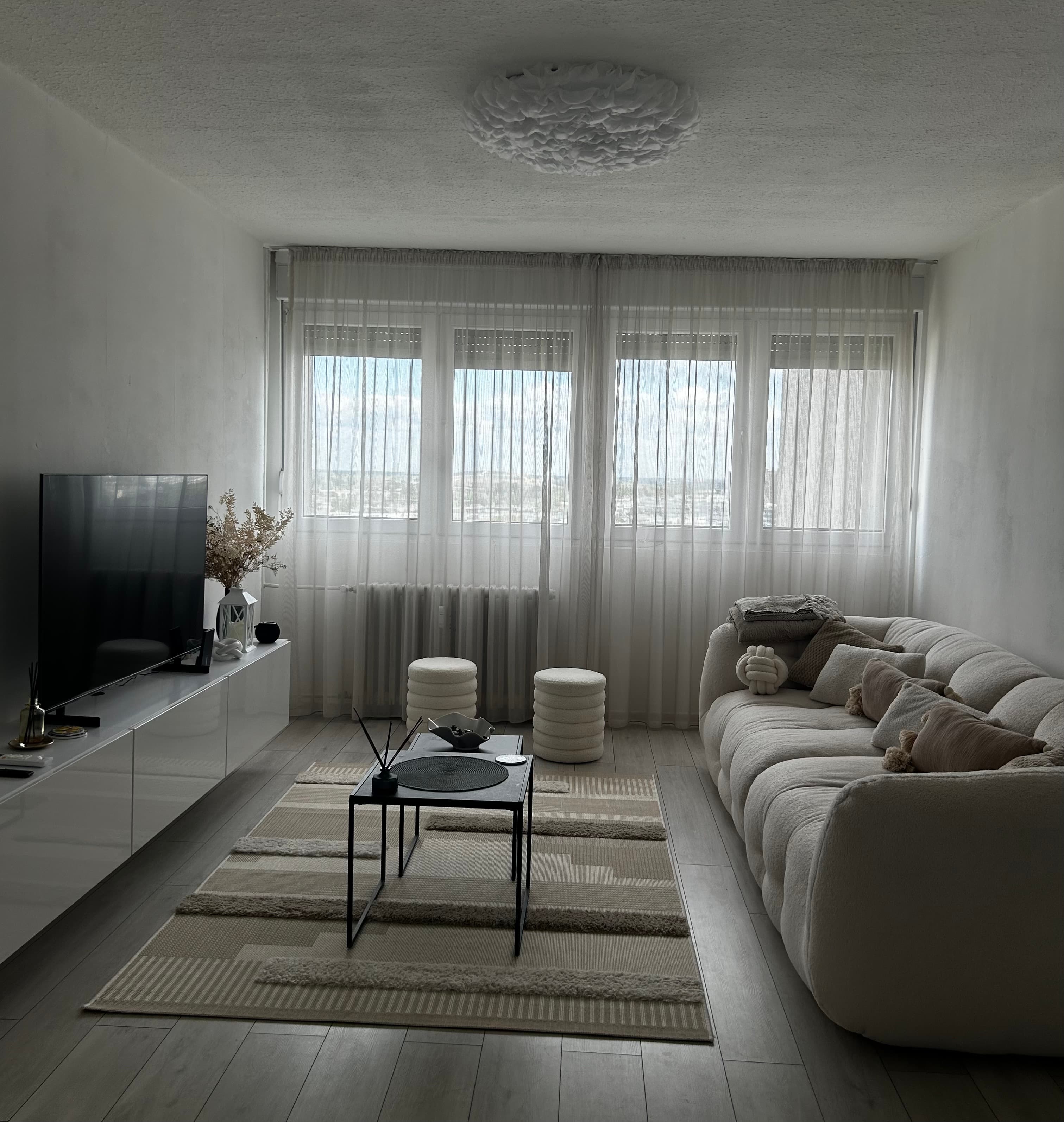 Charming Zagreb, Croatia, apartment by Bundek lake — 1-bedroom apartment in Zagreb, Croatia (photo 2 of 10)